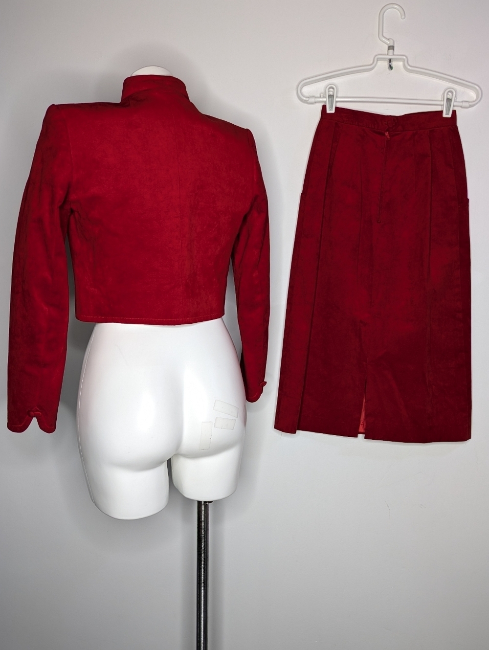 Vintage King James Red Faux Suede Bolero Jacket & Skirt Set XS/S - Picture 11 of 14